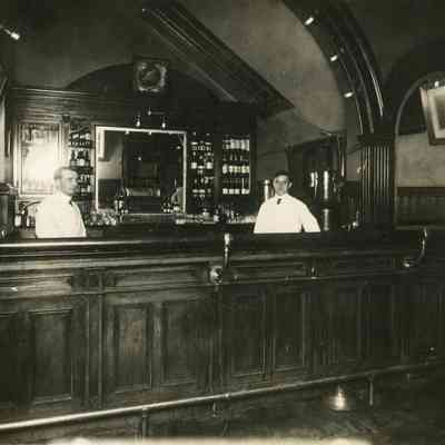Hotel Bar and Bartenders at Winnipeg Hotel