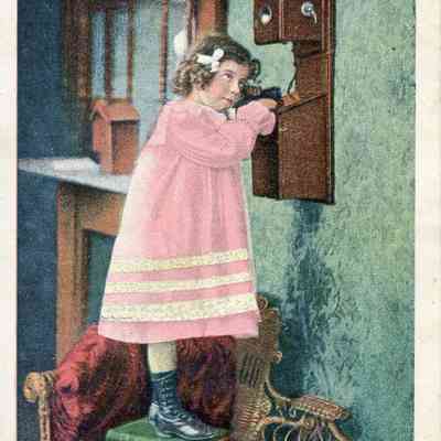 "Is that my Daddy" Postcard