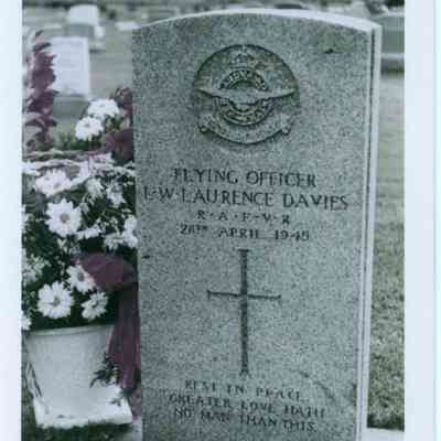 Lawrence Davies Tombstone