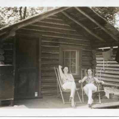 Sunset Park Cabins