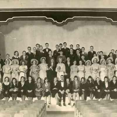 Photo of North Bay Collegiate and vocational school cast of trial by jury in 1932