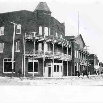 Queen's Hotel