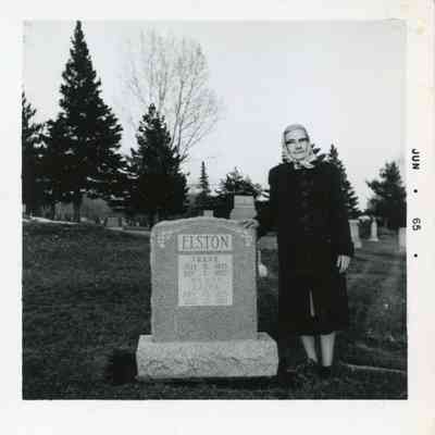 Kae Elston by Gravestone of Frank Elston