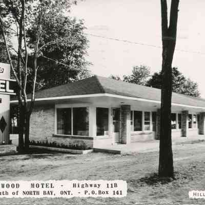 Glenwood Motel - Highway 11B 2 Mi. South of North Bay, Ont. - P.O. Box 141