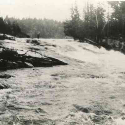 Tomahawk Lodge French River, North Bay