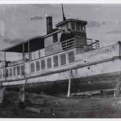 Elgin Lewis Steamer
