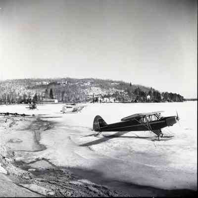 Three Planes on Ice
