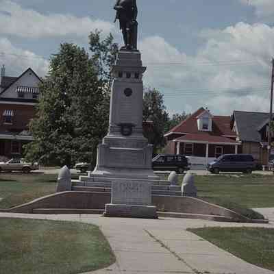 War Memorial - North Bay, ON - August 1993
