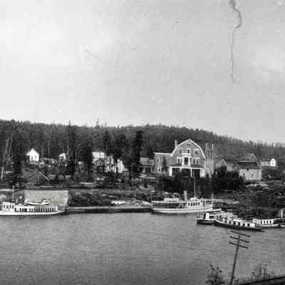 Temagami Harbour Scenes