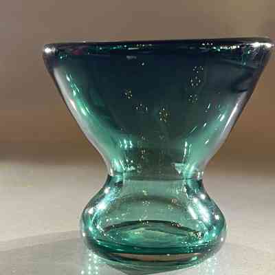 24.3.25d Keith Grinter (NZ) Art Glass Vase, 2005