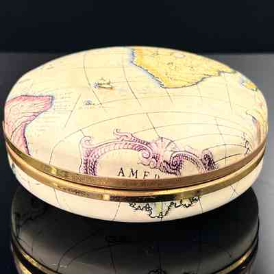 T1744 Vintage Mid-Century Folding Travel Alarm Clock by Europa – Germany, c. 1960s