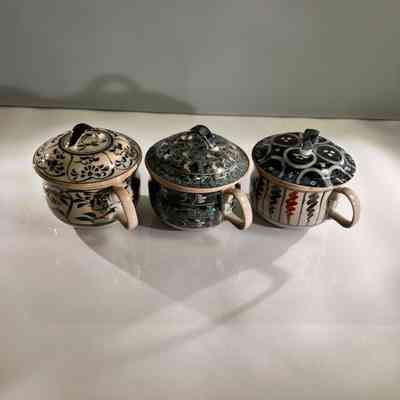 13.11.25c 3 3 Vintage Japanese Pottery Chawanmushi Cups with Lids – Hand-Painted