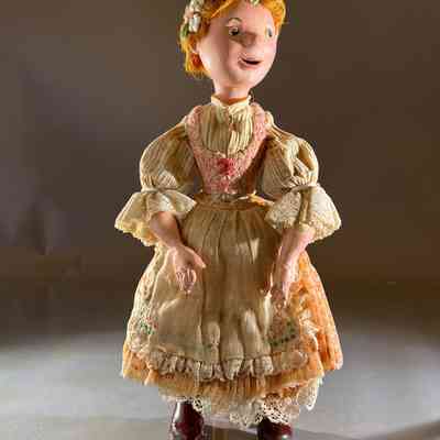 Handcrafted Stop-Motion Puppet – Village Girl or Cinderella (c.1970s–1990s)