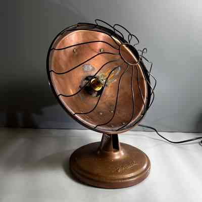13.11.25f Vintage HOTPOINT Copper Industrial Heater Lamp — Steampunk / Industrial Decor