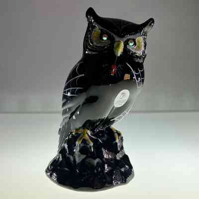21.4.25g Fenton Glass 2004 “Webster” the Owl – Hand Painted by M. Young