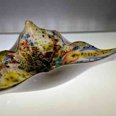 21.4.25a Murano Art Glass Tri-Form Dish with Millefiori Detail - Labeled