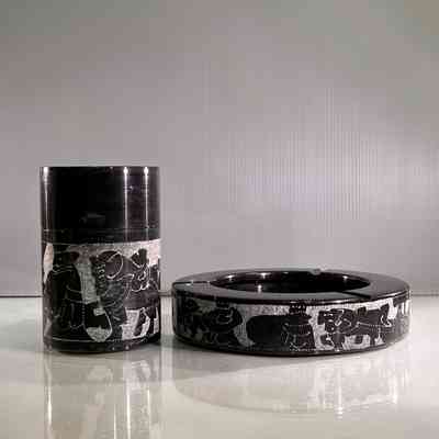 3.11.25 g Mid-Century Carved Marble Cigarette Holder & Ashtray – Chariot Horse Design