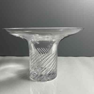 28.10.25s Signed Gerald Gulotta Crystal Vase for Atlantis, 1987
