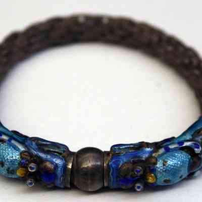 Silver and cloissoné bracelet with dragon clasp