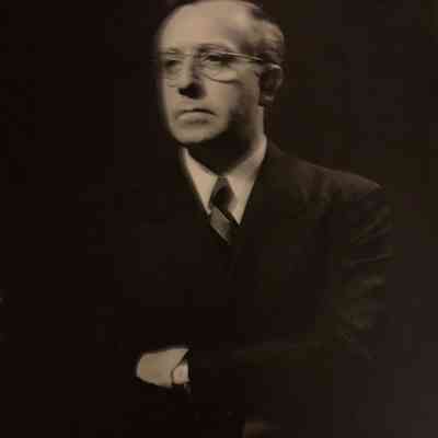 Dr. Henry Stob