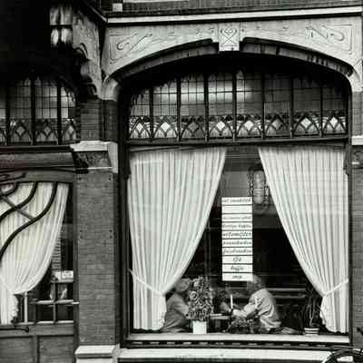 Two Women - Kampen, Netherlands