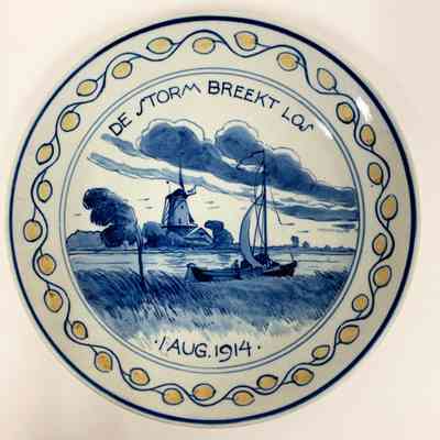 "De Storm Breekt Los - 1 Aug 1914" (The Storm Breaks Loose - Start of World War I, August 1, 1914)