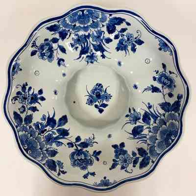 Bowl with Scalloped Edge