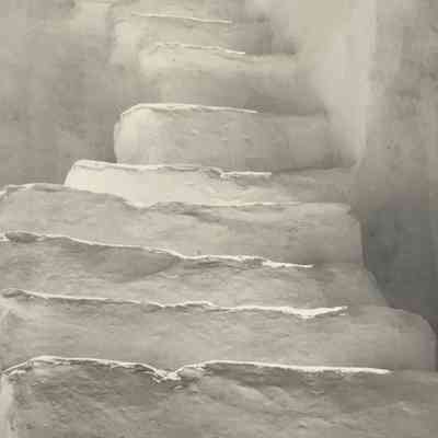 White Steps, Siphnos