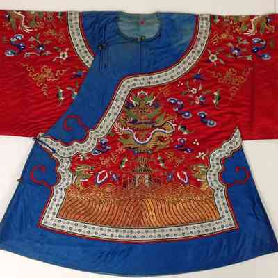 Hand embroidered silk wedding jacket with Dragon Motif