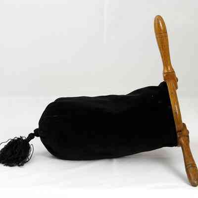 13,509 - OFFERING BAG WITH TRI-WOOD HANDLES