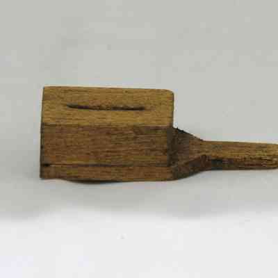 3504 - CHILDREN AND CHARITY TOY DOLL-HOUSE SHORT HANDLE COLLECTOR