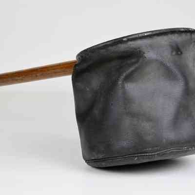 12,012 - LONG HANDLE OFFERTORY POLE LEATHER BAG