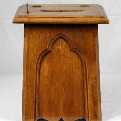 27,010 - TABLE TOP GIVING RECEPTACLE- PREACHING PODIUM GIVING BOX