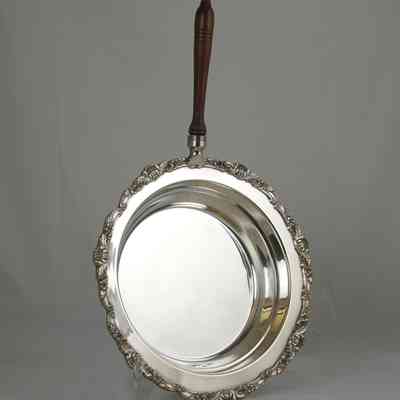 14,504 - SHORT HANDLE OFFERTORY SILVER PLATE WITH LONGER HANDLE