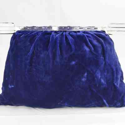 13,517 - MODERN OFFERING BAG WITH PLASTIC OPPOSING HANDLES