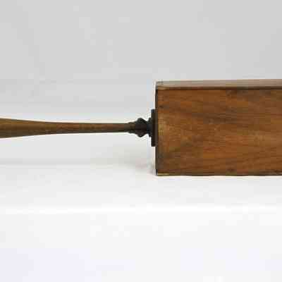 12,507 - B: MEDIUM HANDLE OFFERTORY WITH RECTANGLE COLLECTOR