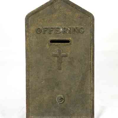 28,011 - IRON WALL HUNG OFFERING BOX