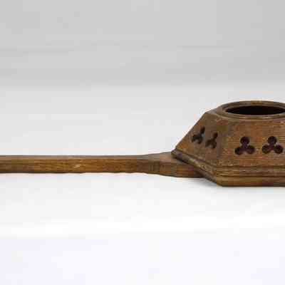 12,504 - MEDIUM HANDLE OFFERTORY 6-SIDED COVERED TOP RECEPTACLE