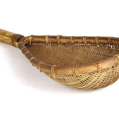 13,002 SHORT HANDLE OFFERTORY BASKET