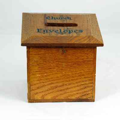 27,009 - TABLE TOP OFFERING ENVELOPE HOLDER