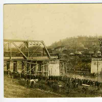 Photograph of a bridge under construction