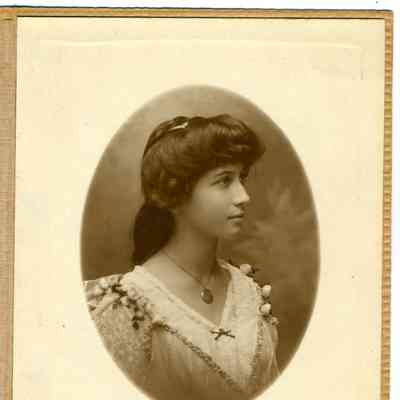 Studio photograph of Virginia Taylor