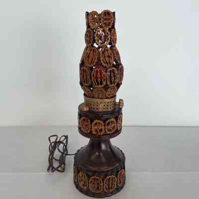 UNTITLED (WALNUT SHELL LAMP)