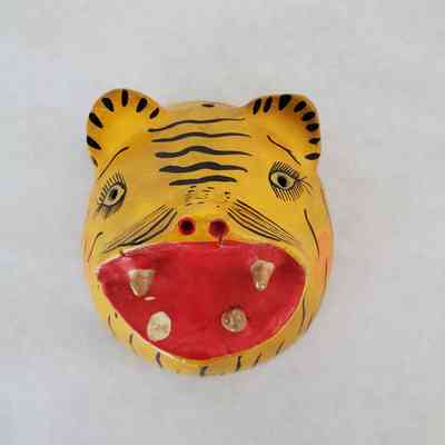 UNTITLED/COCONUT SHELL MASK