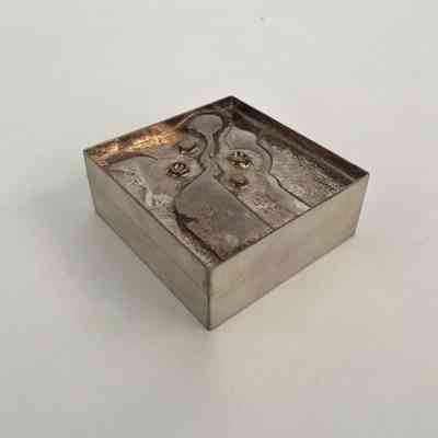 JEWELRY BOX