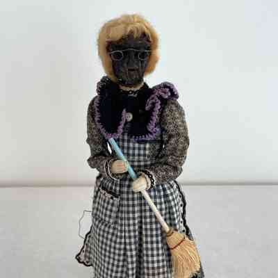 Applehead Doll (Woman)