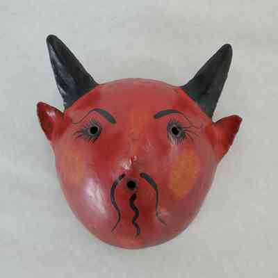 UNTITLED/COCONUT SHELL MASK