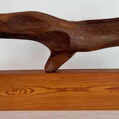 UNKNOWN (CARVED LOG)