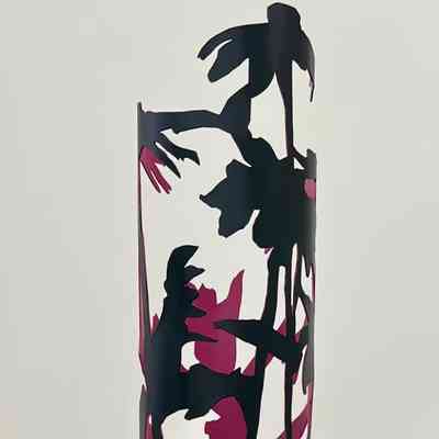 Flower Cylinder in Magenta
