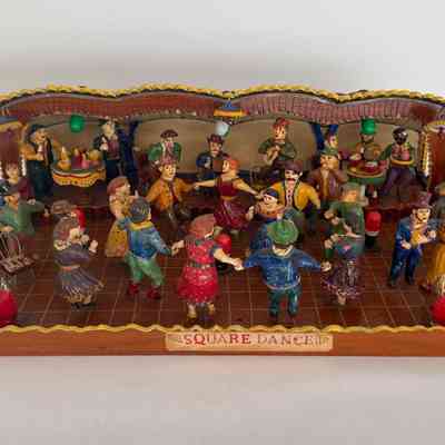 SQUARE DANCE